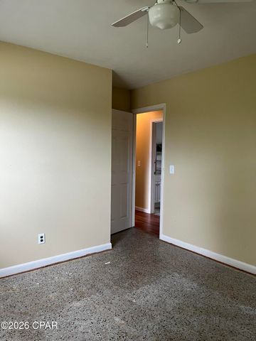 604 Barton Avenue, Panama City, FL 32404