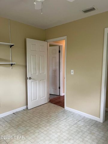 604 Barton Avenue, Panama City, FL 32404