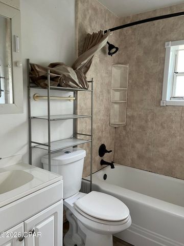 604 Barton Avenue, Panama City, FL 32404