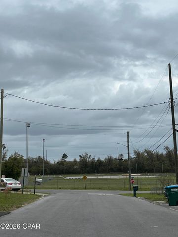 604 Barton Avenue, Panama City, FL 32404