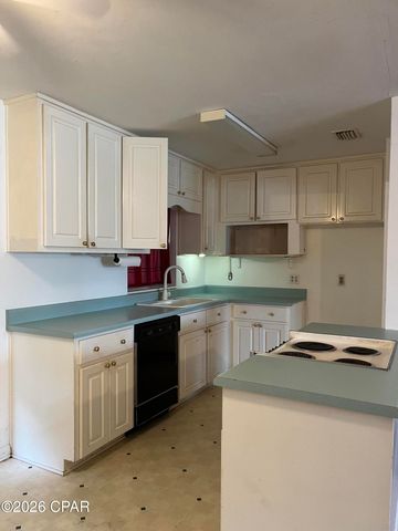 604 Barton Avenue, Panama City, FL 32404