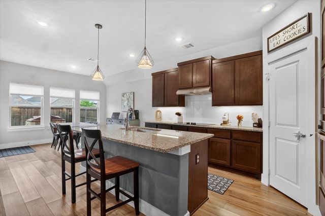 219 Mockingbird Drive, Waxahachie, TX 75165