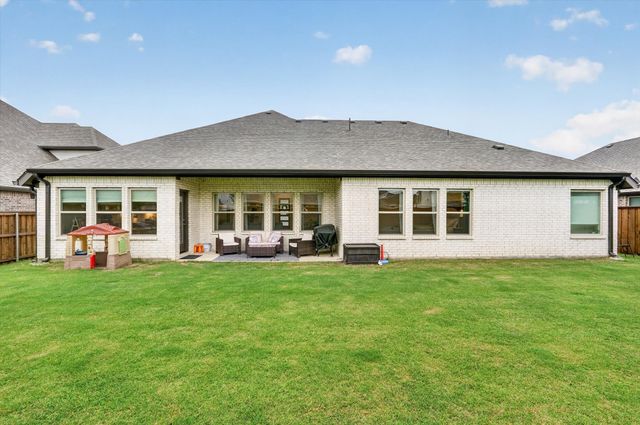 219 Mockingbird Drive, Waxahachie, TX 75165