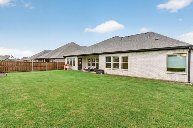 219 Mockingbird Drive, Waxahachie, TX 75165