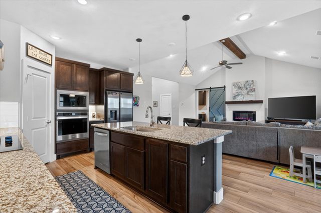 219 Mockingbird Drive, Waxahachie, TX 75165