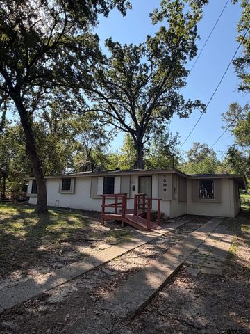 2509 Delmar Dr, Tyler, TX 75701