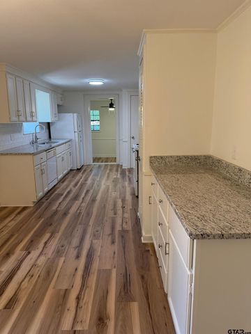 2509 Delmar Dr, Tyler, TX 75701