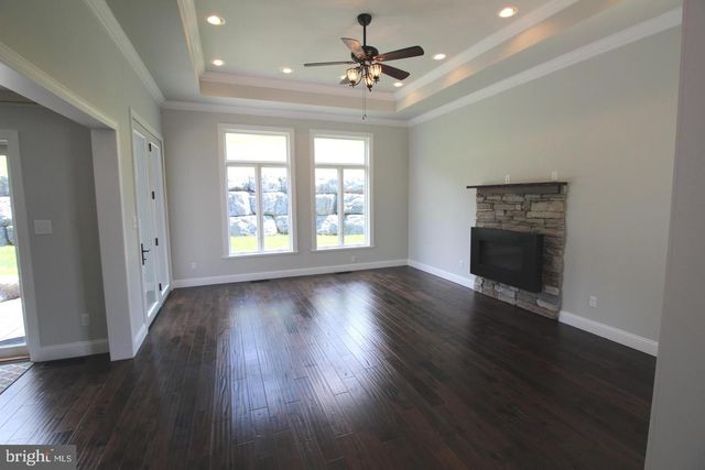 86 SPARES LANE, Phoenixville, PA 19453