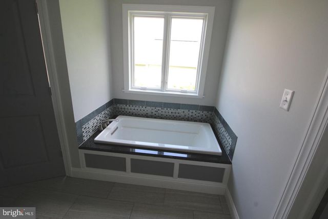 86 SPARES LANE, Phoenixville, PA 19453