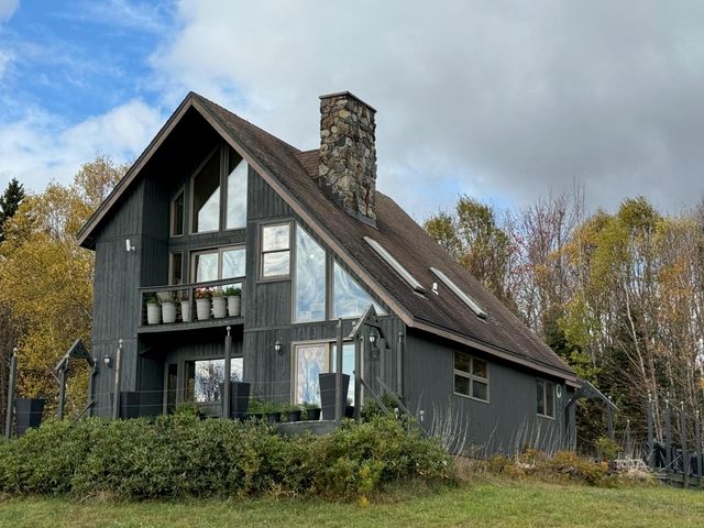 397 Mountain View Road, Newark, VT 05871