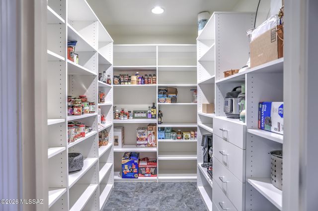 5970 W Filly Drive, Tucson, AZ 85743