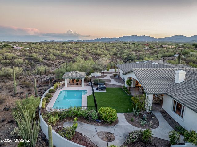5970 W Filly Drive, Tucson, AZ 85743