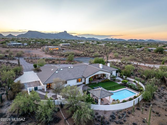 5970 W Filly Drive, Tucson, AZ 85743