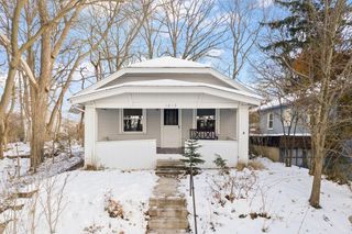 1215 Loeser Avenue, Jackson City, MI 49203