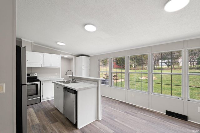 2202 W Co Rd 550 S, Paoli, IN 47454