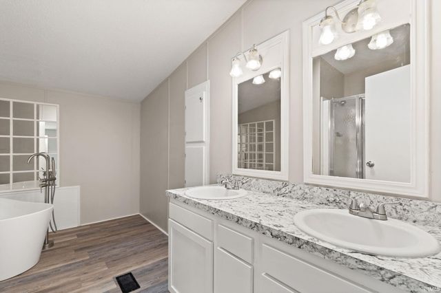 2202 W Co Rd 550 S, Paoli, IN 47454