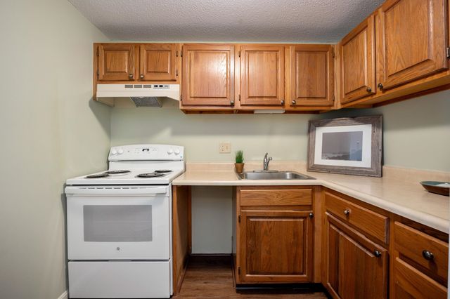1102 The Terraces, Shelburne, VT 05482