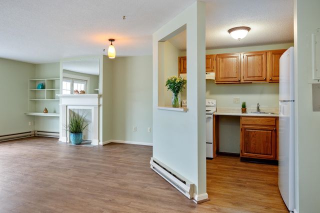 1102 The Terraces, Shelburne, VT 05482