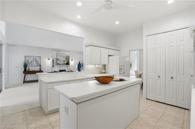 1737 Marsh RUN, Naples, FL 34109