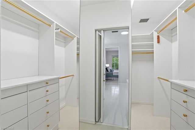 1737 Marsh RUN, Naples, FL 34109