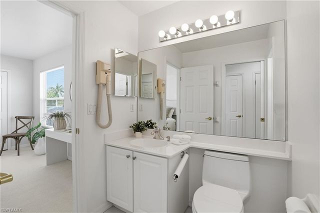 1737 Marsh RUN, Naples, FL 34109