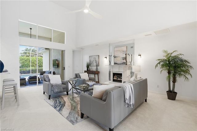 1737 Marsh RUN, Naples, FL 34109