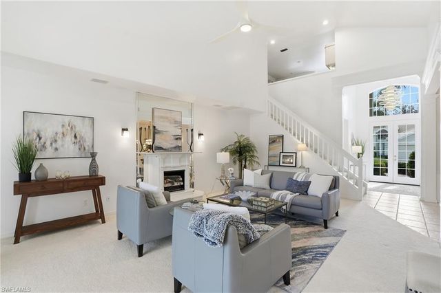 1737 Marsh RUN, Naples, FL 34109