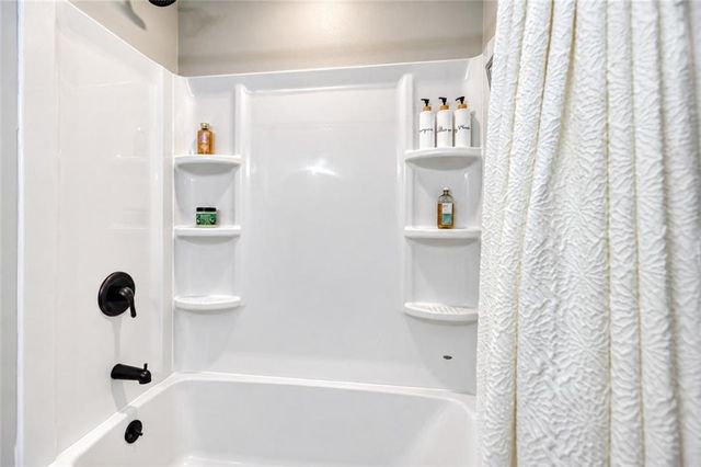 3655 Sugar Creek Lane SE, Conyers, GA 30094