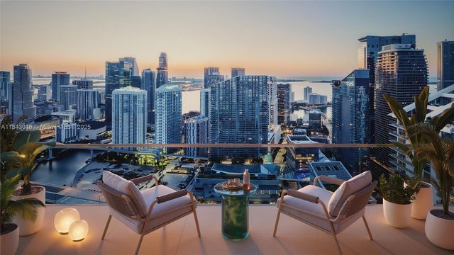 690 SW 1 Avenue 1703, Miami, FL 33130