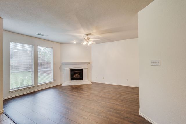 7048 Summit Parc Drive, Dallas, TX 75249