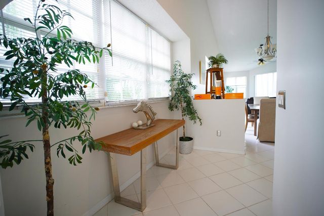 10220 Andover Coach Circle H1, Lake Worth, FL 33449