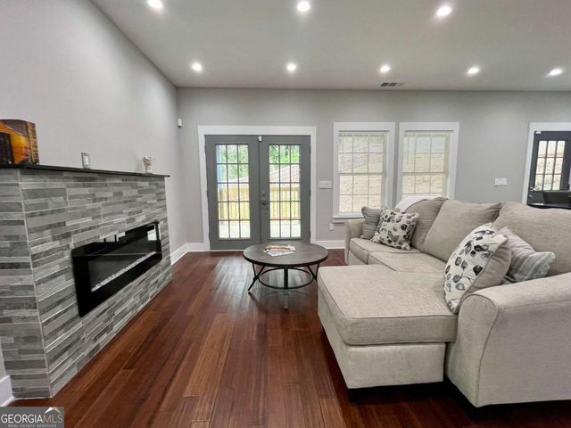 1255 SW Plaza Avenue SW, Atlanta, GA 30310