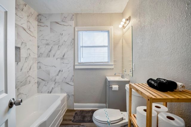 5411 Arapahoe Street, Houston, TX 77020