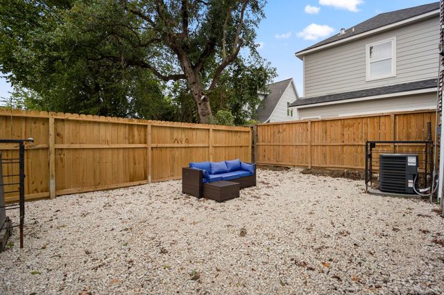 5411 Arapahoe Street, Houston, TX 77020