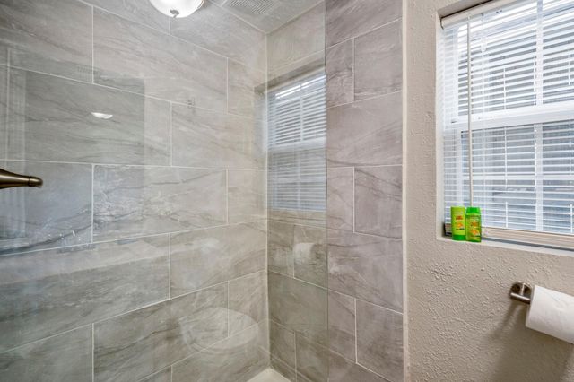 5411 Arapahoe Street, Houston, TX 77020