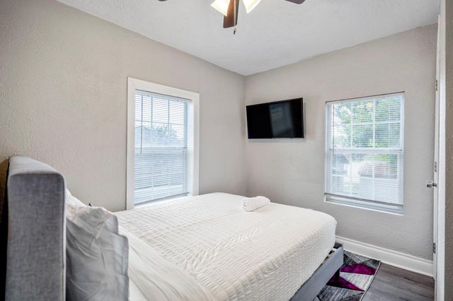 5411 Arapahoe Street, Houston, TX 77020