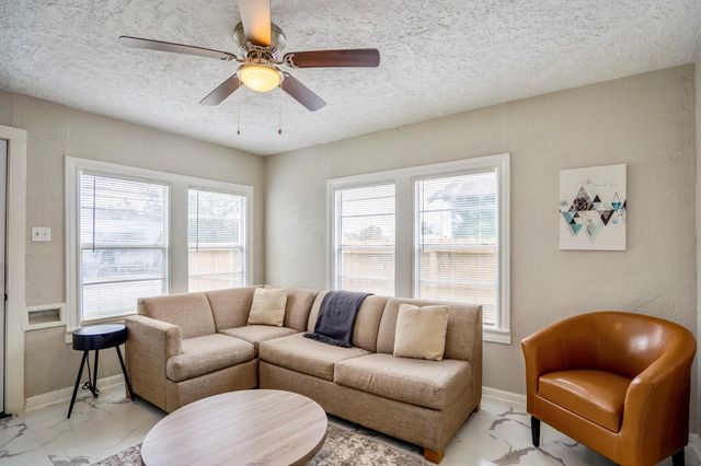 5411 Arapahoe Street, Houston, TX 77020