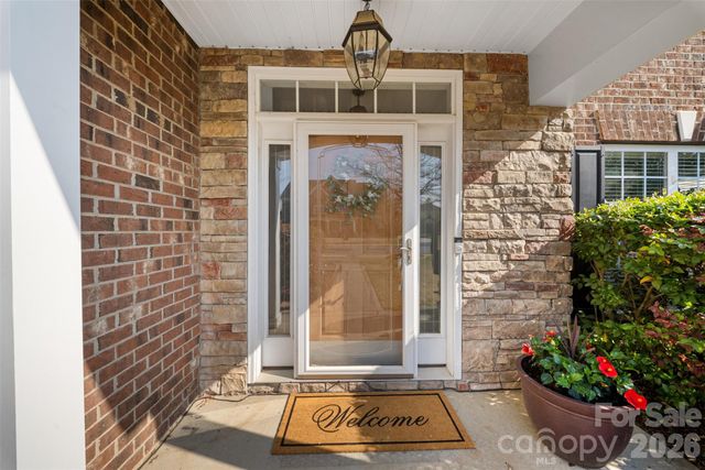 8715 Savannah Road, Harrisburg, NC 28075