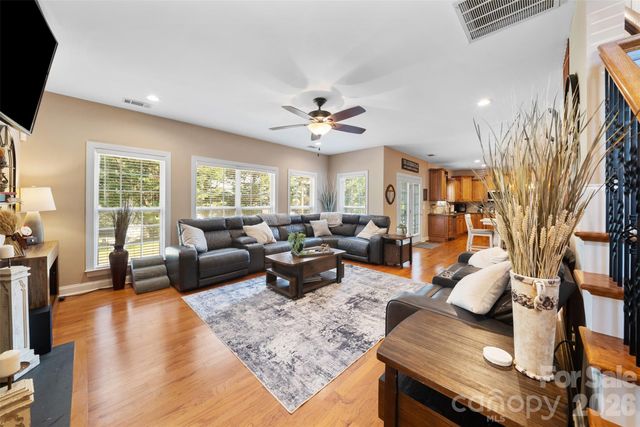 8715 Savannah Road, Harrisburg, NC 28075