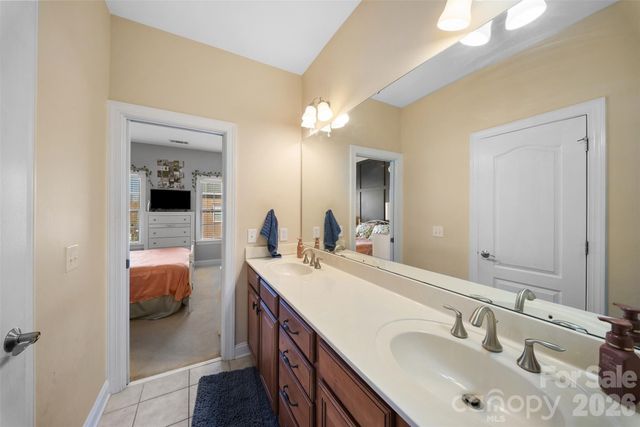 8715 Savannah Road, Harrisburg, NC 28075