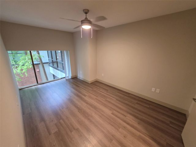 3616 Richmond 1211, Houston, TX 77046