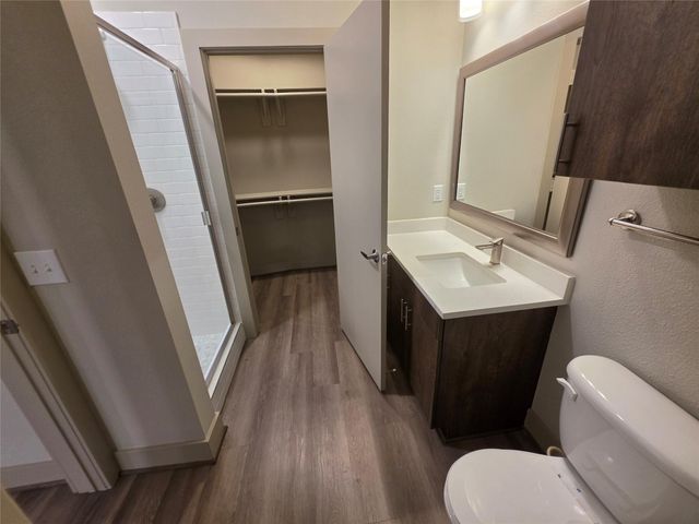 3616 Richmond 1211, Houston, TX 77046