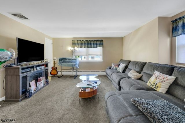 316 Sanford Ave, Lyndhurst Twp., NJ 07071