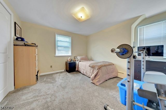316 Sanford Ave, Lyndhurst Twp., NJ 07071