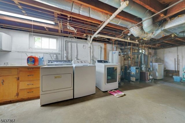 316 Sanford Ave, Lyndhurst Twp., NJ 07071