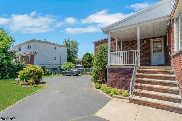 316 Sanford Ave, Lyndhurst Twp., NJ 07071