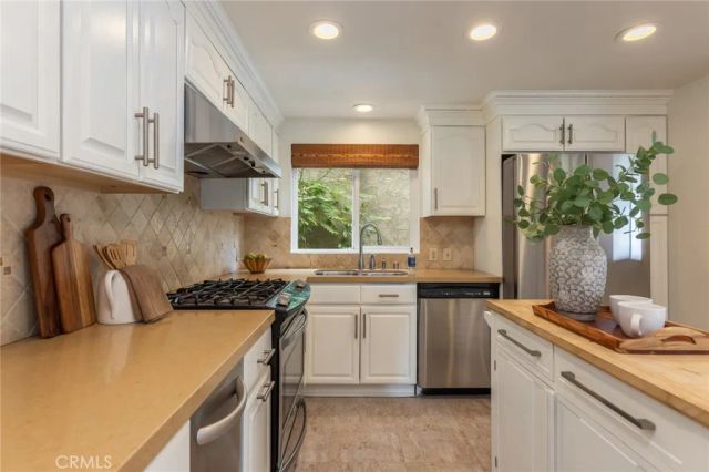 3216 Future Street, Los Angeles, CA 90065