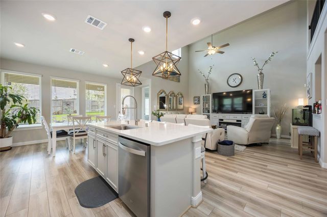 503 Highland Thicket Drive, Montgomery, TX 77316