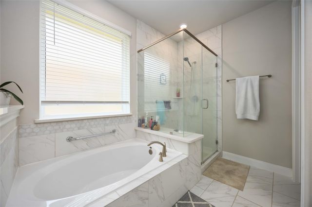 503 Highland Thicket Drive, Montgomery, TX 77316