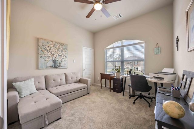 503 Highland Thicket Drive, Montgomery, TX 77316